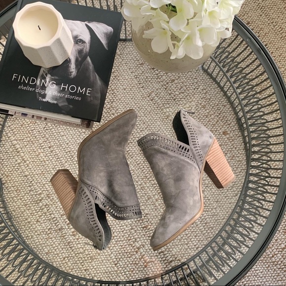 Vince Camuto Suede Booties, Size 8.5 - Picture 2 of 3